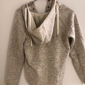 Super cute pull over w/ buttons